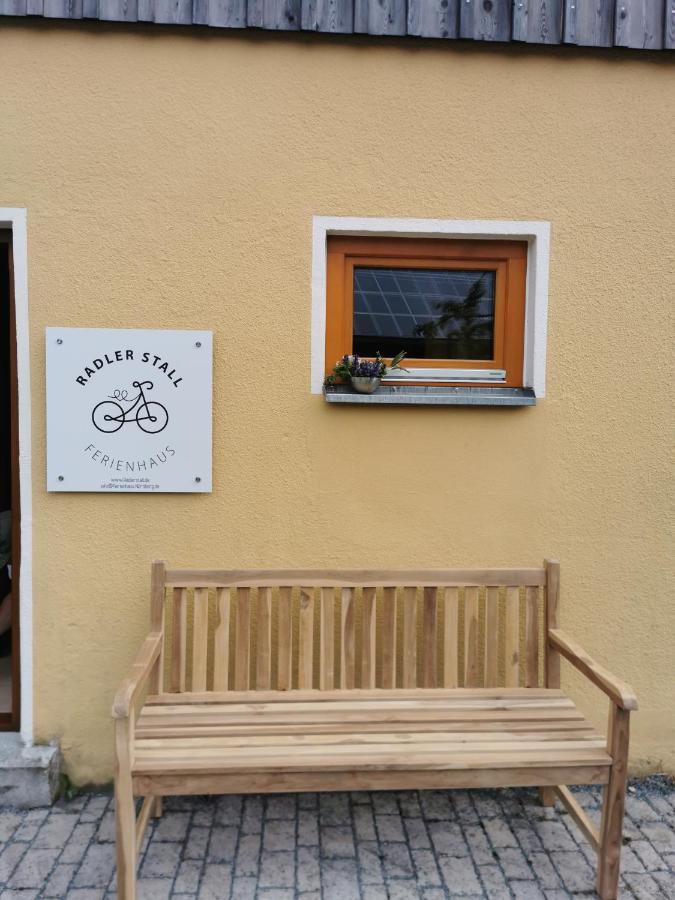 Radler Stall Postbauer-Heng Exteriér fotografie